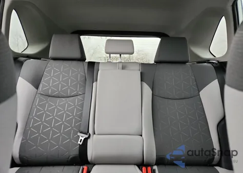 2025 Toyota Rav4 Xle z USA, uszkodzony, nr VIN 2T3P1RFVXSW599068